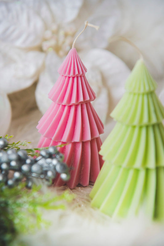 Lumanare decorativa parfumata - bradut roz