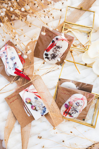 Martisor parfumat in pungulita fina