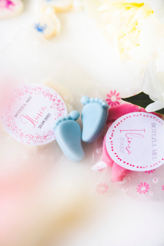 Marturii botez personalizate  - picioruse albastre de ceara parfumata
