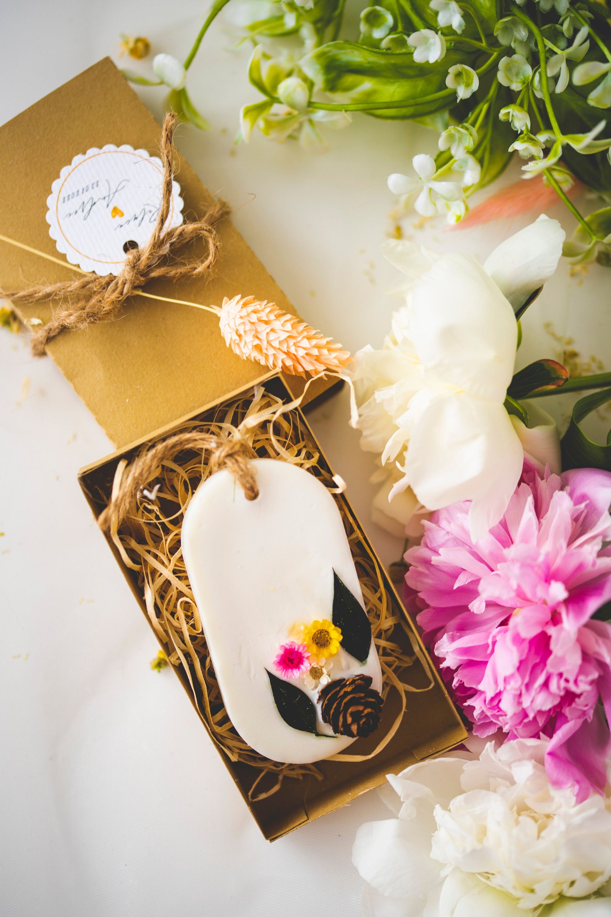 Marturii botez personalizate - tableta ceara parfumata "The Forest"