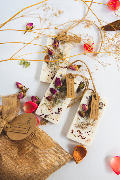 Velvet rose and oud - Ceara parfumata aromaterapie